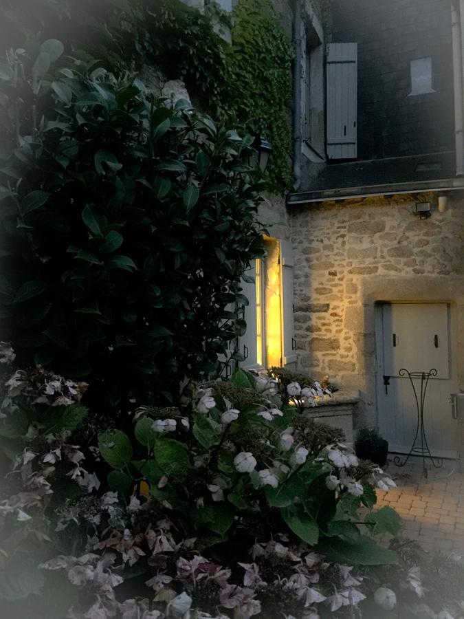 Bed and Breakfast Le Logis Des Soeurs Grises Guérande Exterior foto